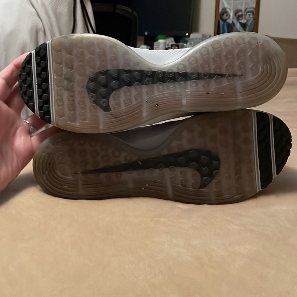 Nike - Picture 5 of 6